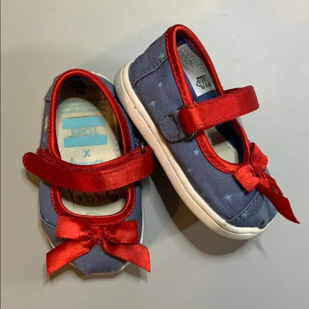 Toms X Disney Snow White Mary Jane shoes T4